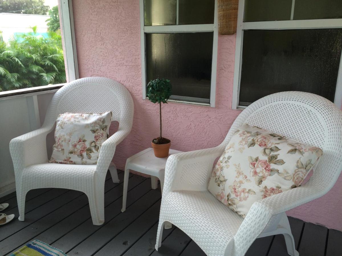 Pelican Island Cottages Sebastian Exterior photo