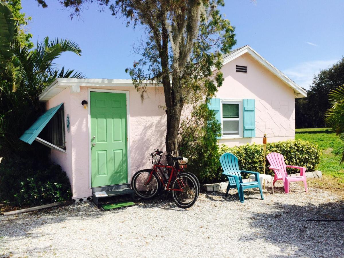 Pelican Island Cottages Sebastian Exterior photo