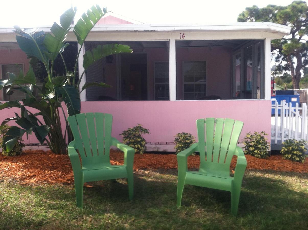 Pelican Island Cottages Sebastian Exterior photo